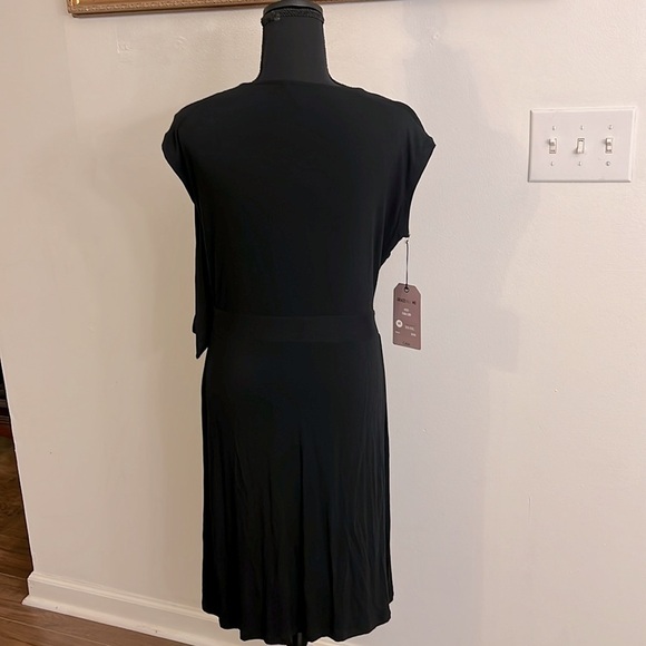 NWT CAbi Midi Dress, Sz. M. - Picture 6 of 9